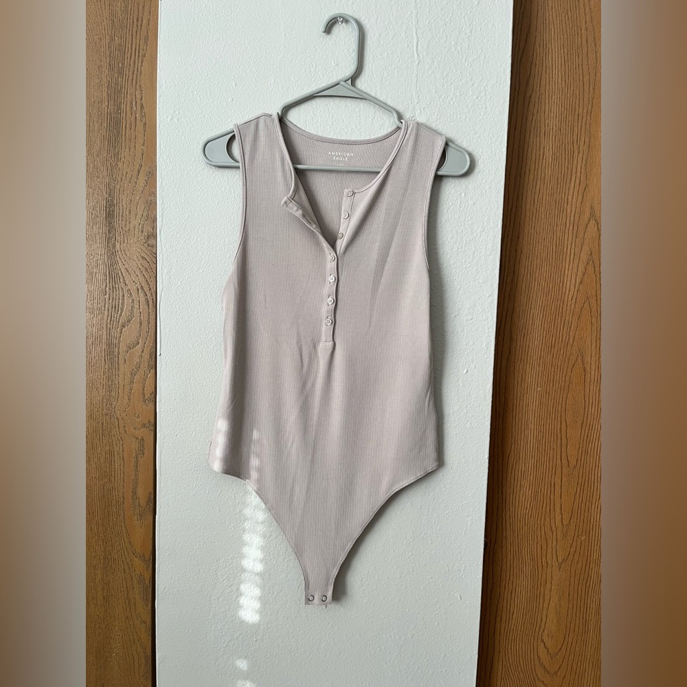 American Eagle Outfitters Sleeveless Cream Bodysuit